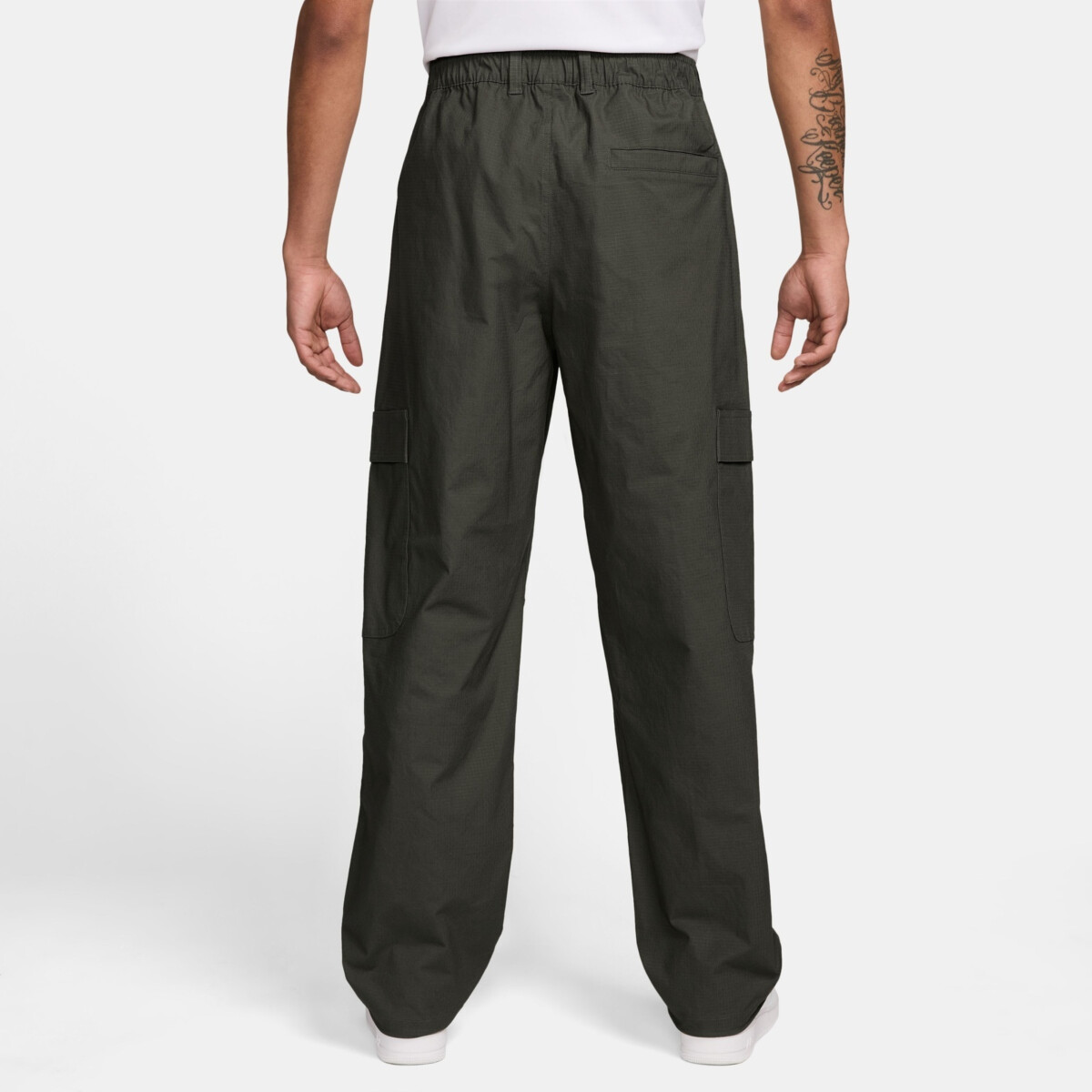 k.kou Nike sportswear club woven cargo | Kelnės | Sportland Outlet
