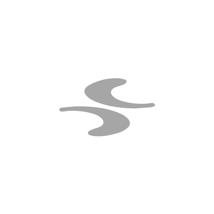 outlet online nike adidas